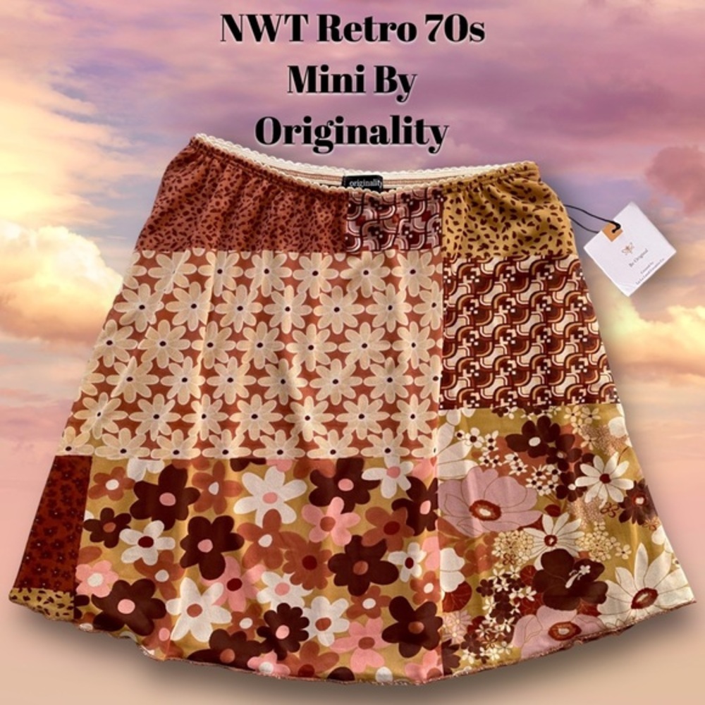 NWT Retro 70s‎ Style Floral Mini By Originality for LaLa Land Creative Co.